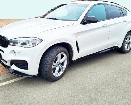 _JINÉ BMW X6 M