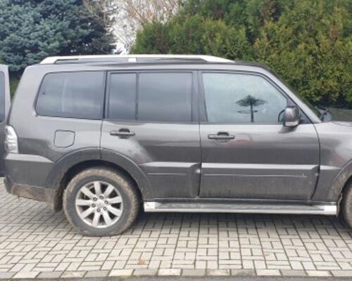 Mitsubishi Pajero 3.2D (V80 V9621)