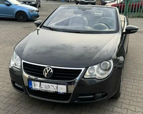 VW (Volkswagen) EOS 2.0 TDi DSG