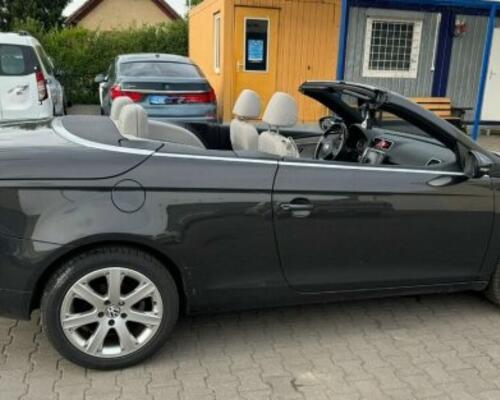 VW (Volkswagen) EOS 2.0 TDi DSG