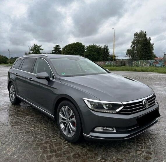 VW (Volkswagen) Passat B8 HIGHLINE 2.0 TDI DSG