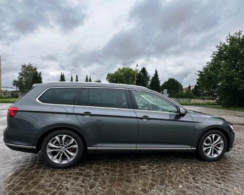 VW (Volkswagen) Passat B8 HIGHLINE 2.0 TDI DSG