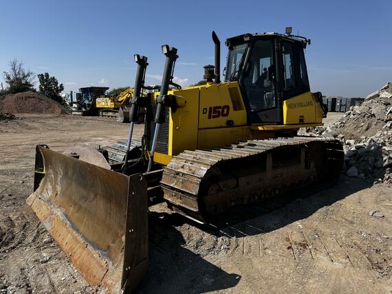 New Holland D150