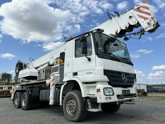 AUTOJEŘÁB  MERCEDES 3332 6x6  AD 30 JOYSTICK