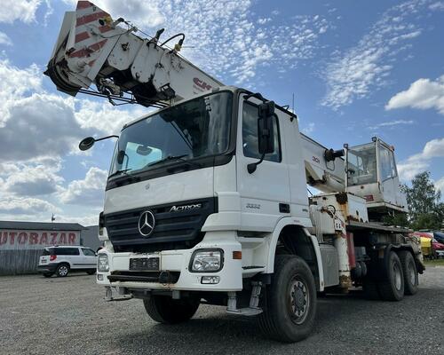 AUTOJEŘÁB  MERCEDES 3332 6x6  AD 30 JOYSTICK