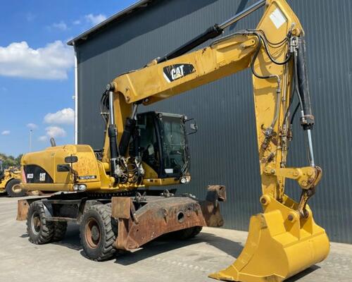 CATerpillar M322 D