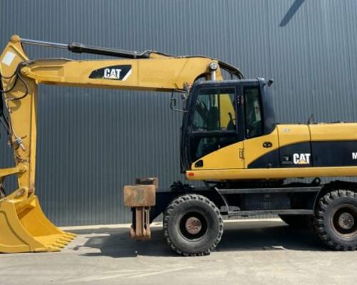 CATerpillar M322 D