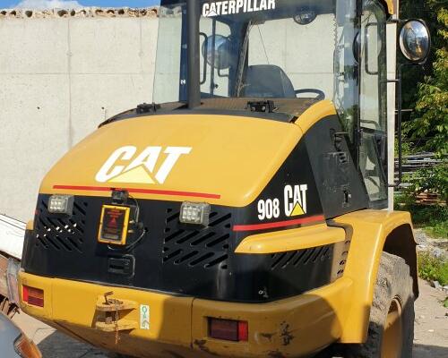 CATerpillar 908