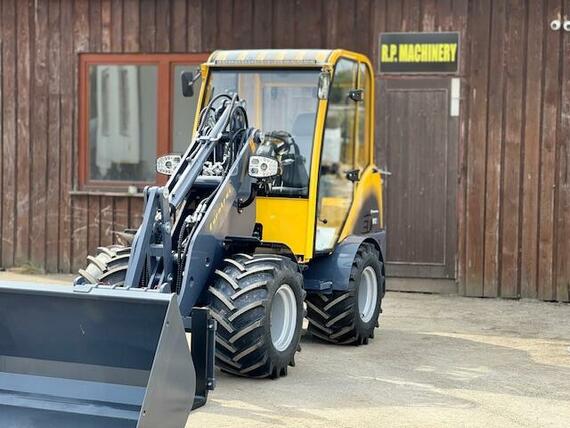 Eurotrac W12-CS