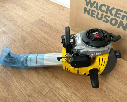 Benzínové bourací kladivo Wacker Neuson BH 65