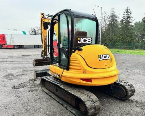 JCB 8065