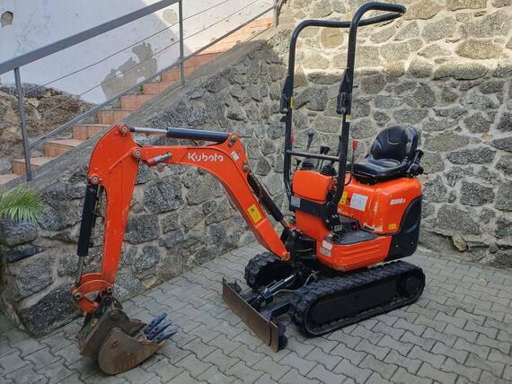 Kubota K008-3