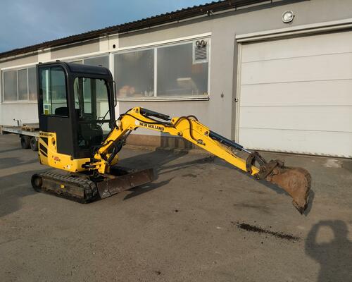 New Holland E18SR