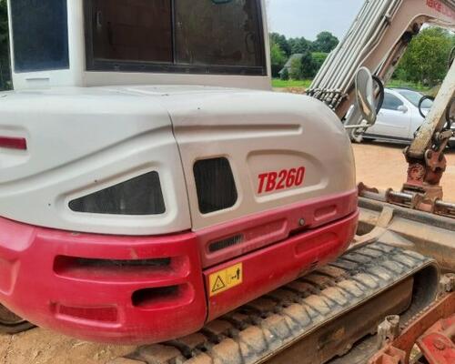 Takeuchi TB 260