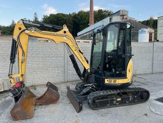 YANMAR Vio 33