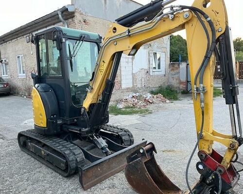 YANMAR Vio 33