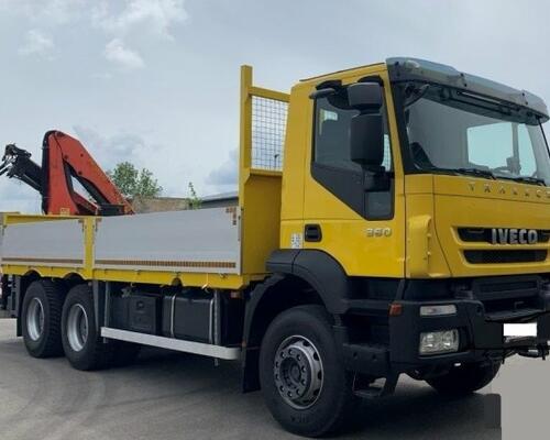 IVECO 360 Trakker + Palfinger PK12000