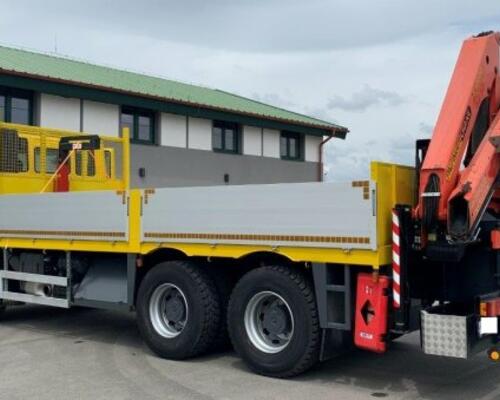 IVECO 360 Trakker + Palfinger PK12000