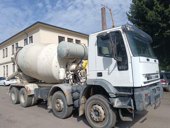 Iveco Eurotrakker 350 8x4 Betonmix 10m3