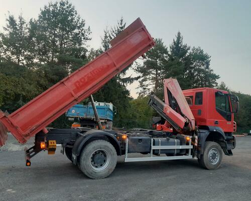 IVECO TRAKKER 4x4 s hydraulickou rukou