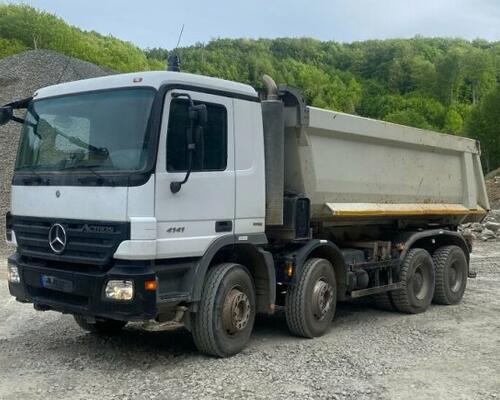 Mercedes Actros 4141 +Schmitz