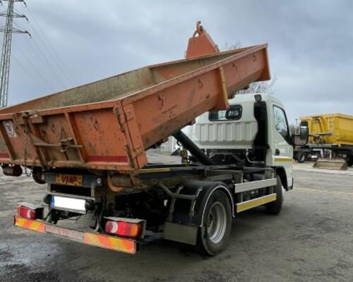 Mitsubishi Fuso Canter 6S15