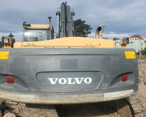 Volvo EC240CL