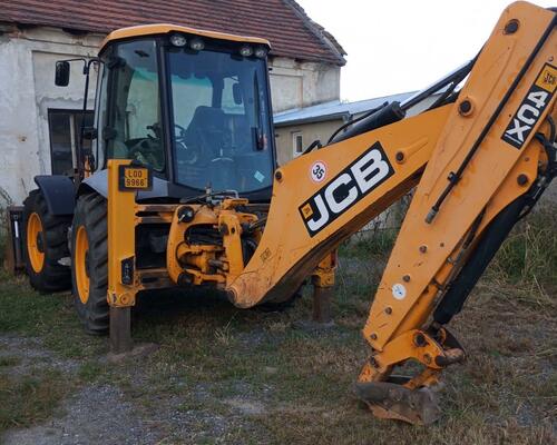 JCB 4CX 