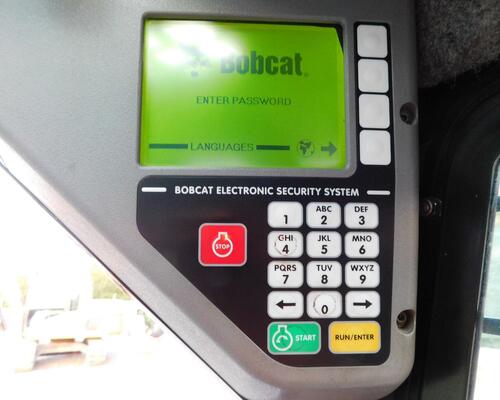 BOBCAT S175, TOP stav