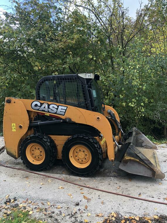 CASE SR130 LOADER