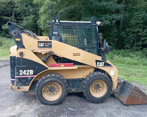 CATERPILLAR 242B