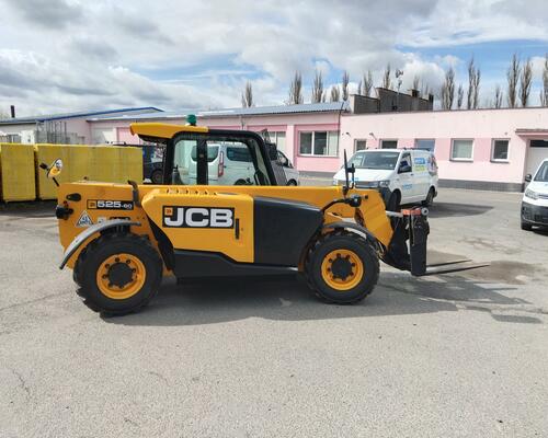 JCB 525-60