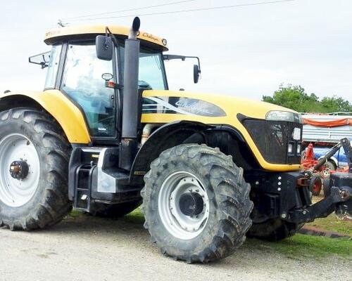 Challenger MT 635 B Vario