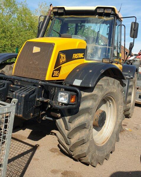 JCB Fastrac 3185