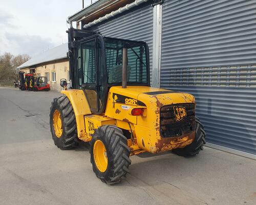 JCB 926