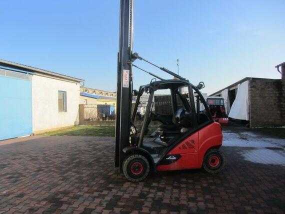 VZV LINDE H25T-02