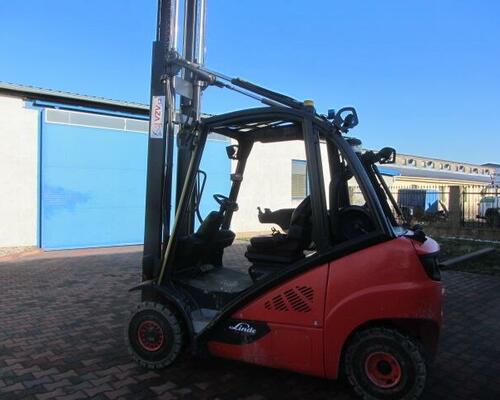 VZV LINDE H25T-02