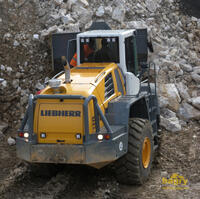 Kolový nakladač Liebherr L 566 2plus2 Tunnel firmy OHL ŽS