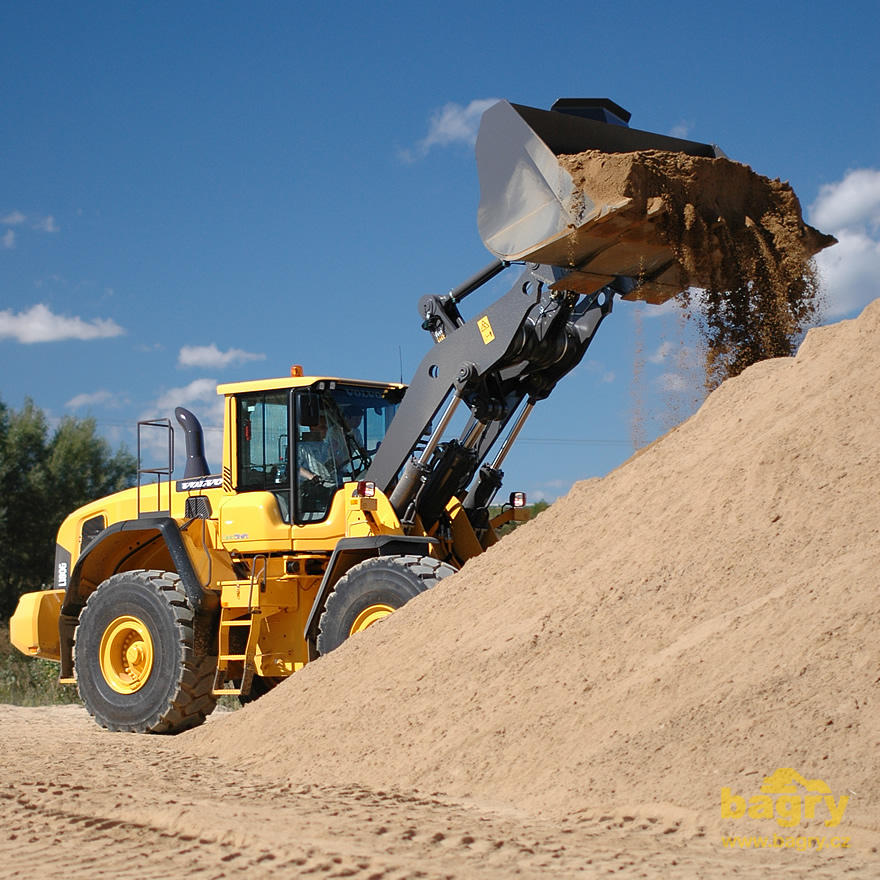 Kolový nakladač Volvo L180G přidal na výkonu i na výbavě